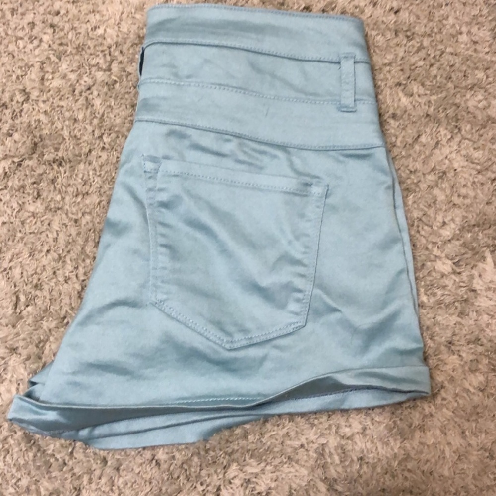 Women’s Refuge shorts NWOT sz 8